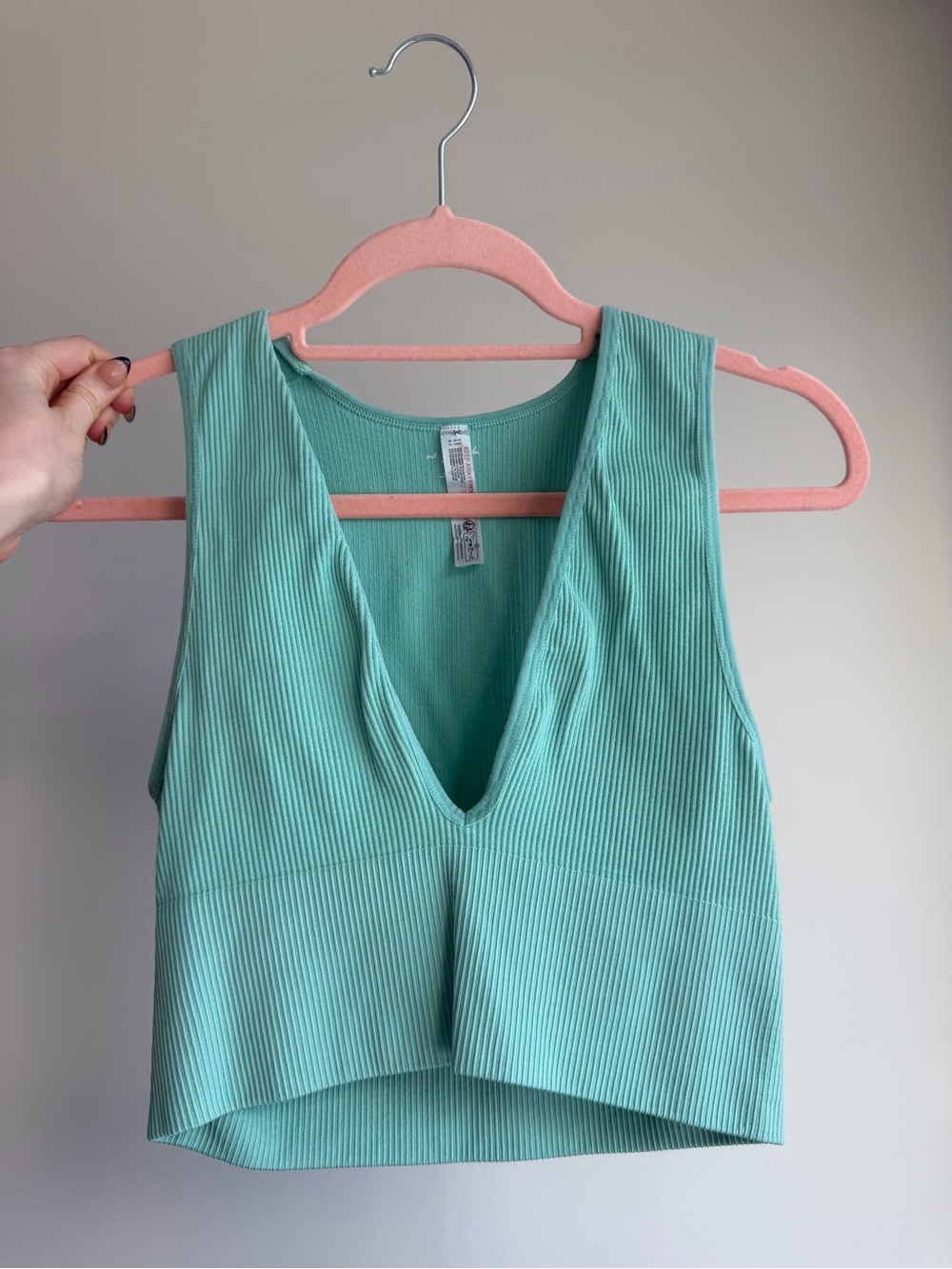 Ribbed V-Neck Cropped Tank Top - turquoise